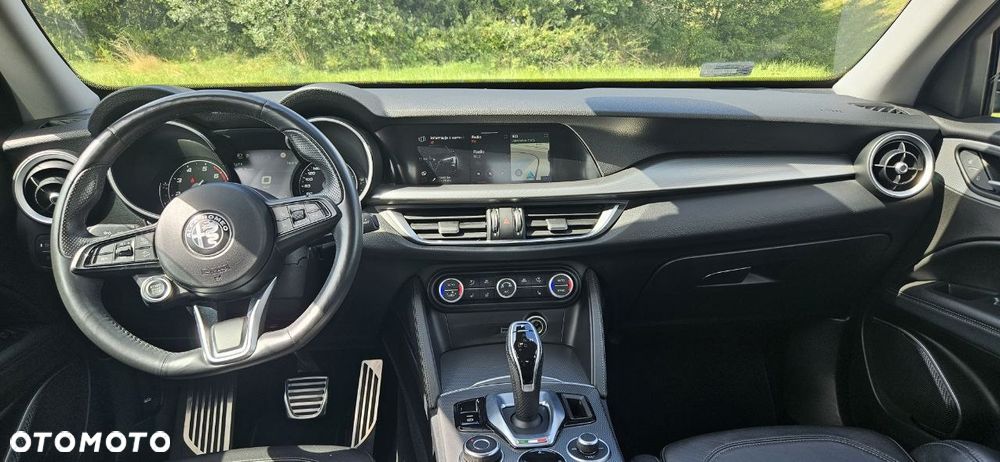 Alfa Romeo Stelvio 2.0 Turbo Veloce Q4 - 12