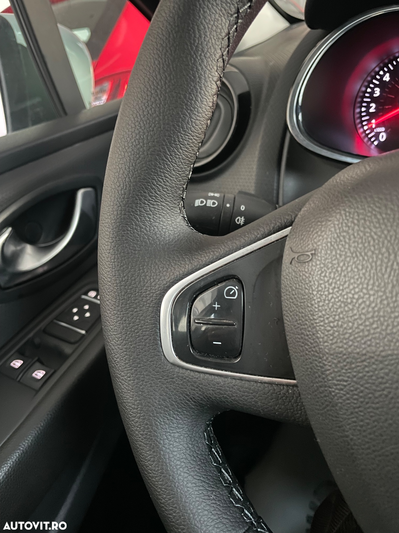 Renault Clio Grandtour (Energy) TCe 90 Start & Stop LIMITED - 12