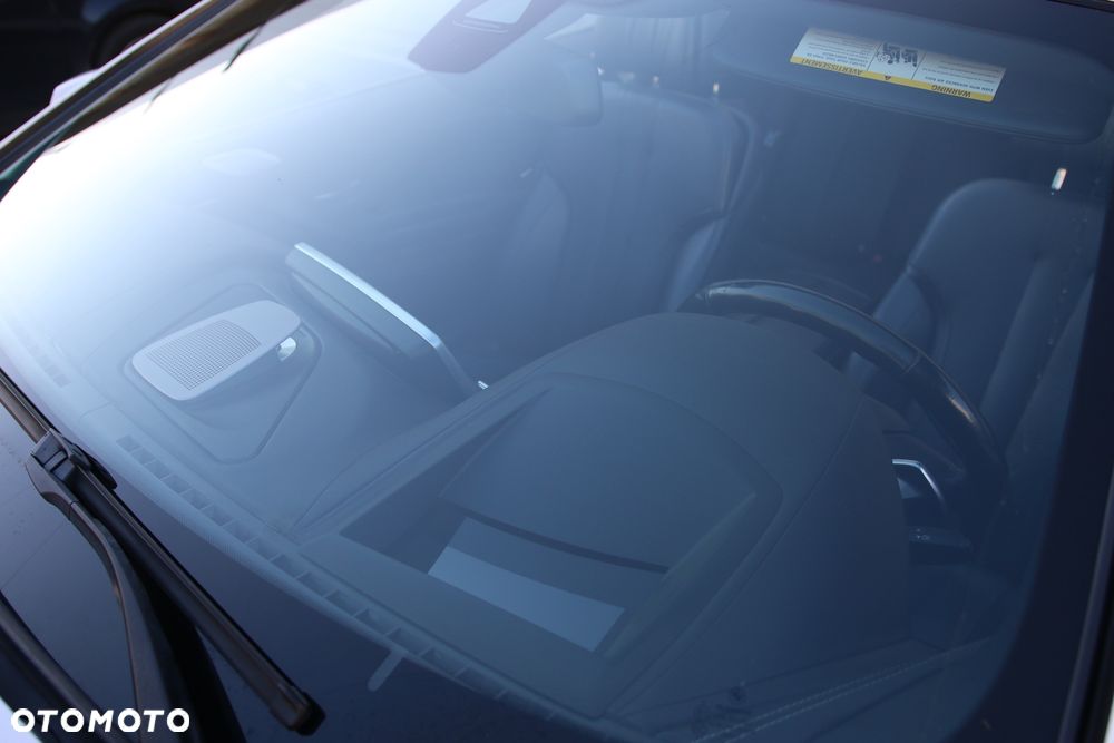 BMW Seria 6 650i - 25