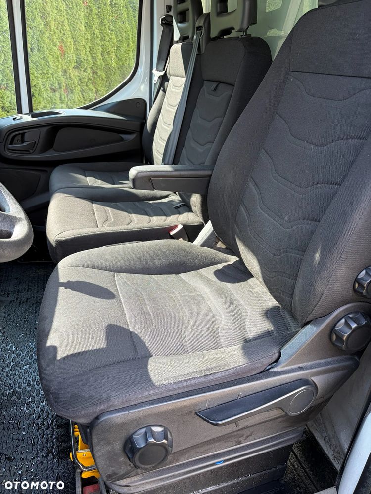 Iveco DAILY 35C15 - 12