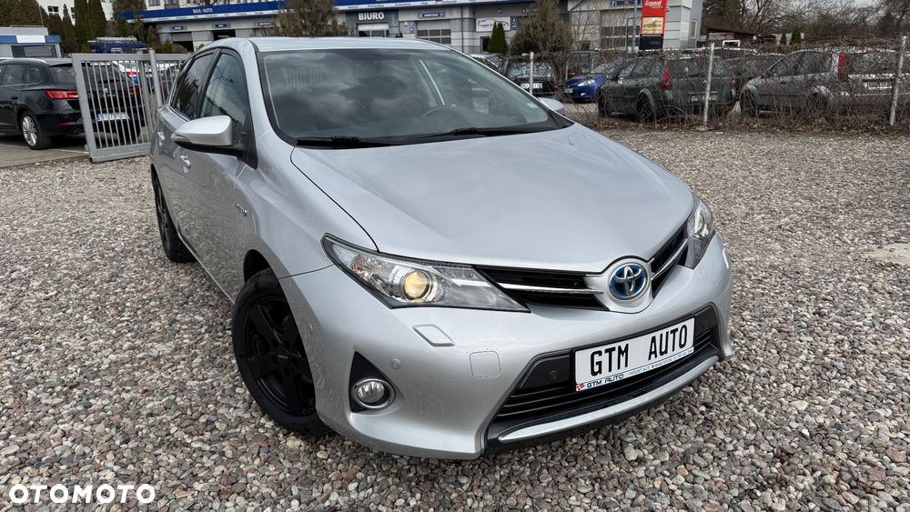 Toyota Auris Hybrid 135 Premium - 23
