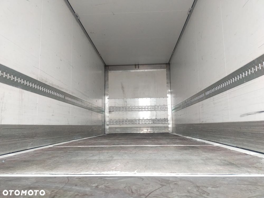 Schmitz Cargobull Izoterma BDF SCHMITZ stan idealny wysokość 258 cm - 2