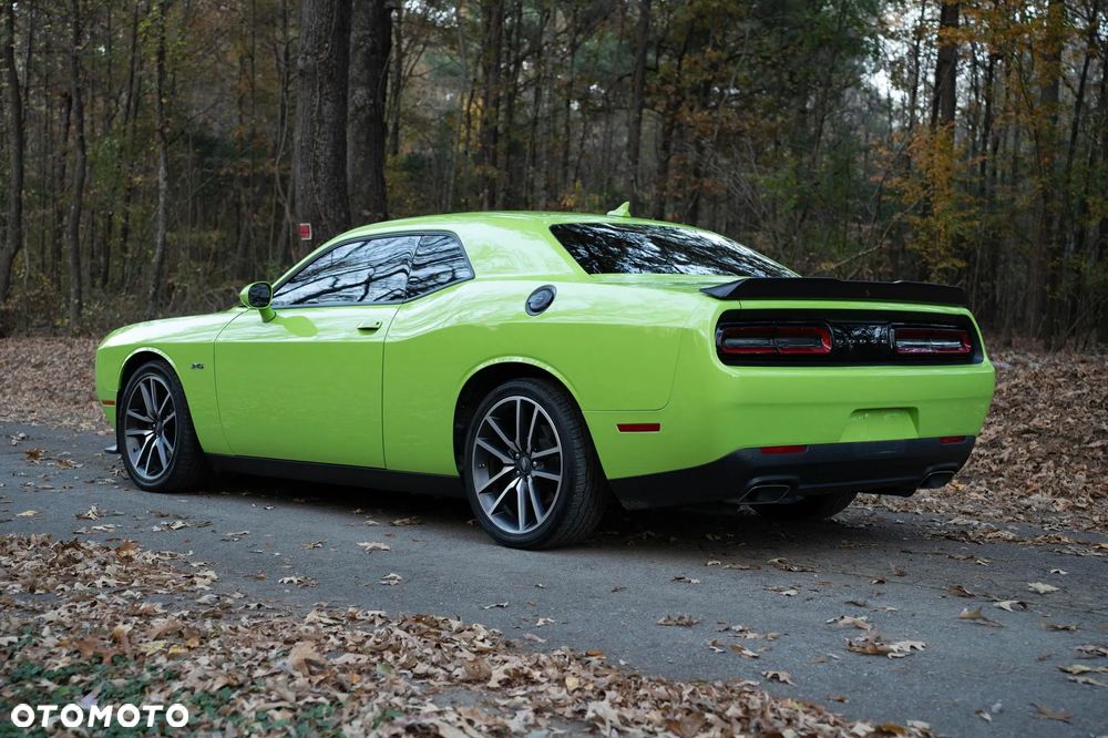 Dodge Challenger 5.7 R/T - 14