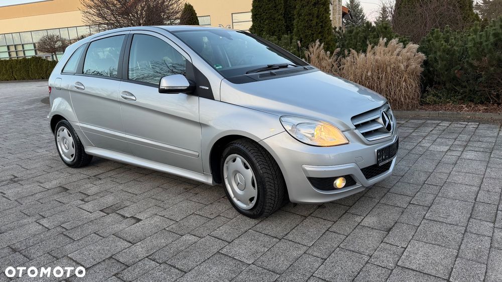 Mercedes-Benz Klasa B 180 BlueEFFICIENCY SPORT EDITION - 1