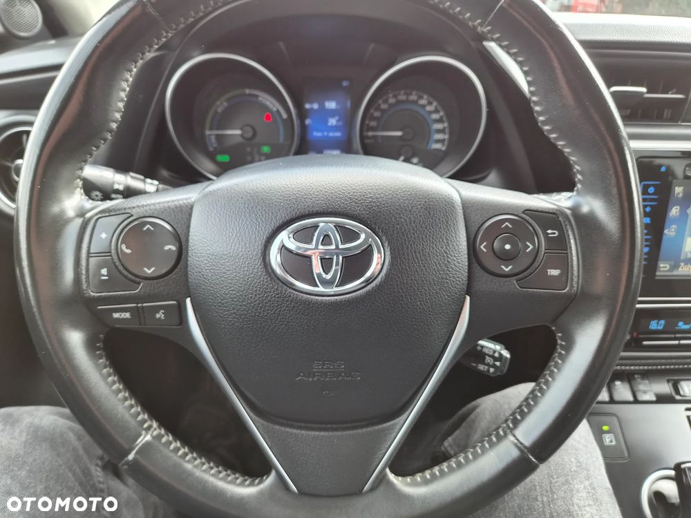 Toyota Auris 1.8 HSD Luna - 16