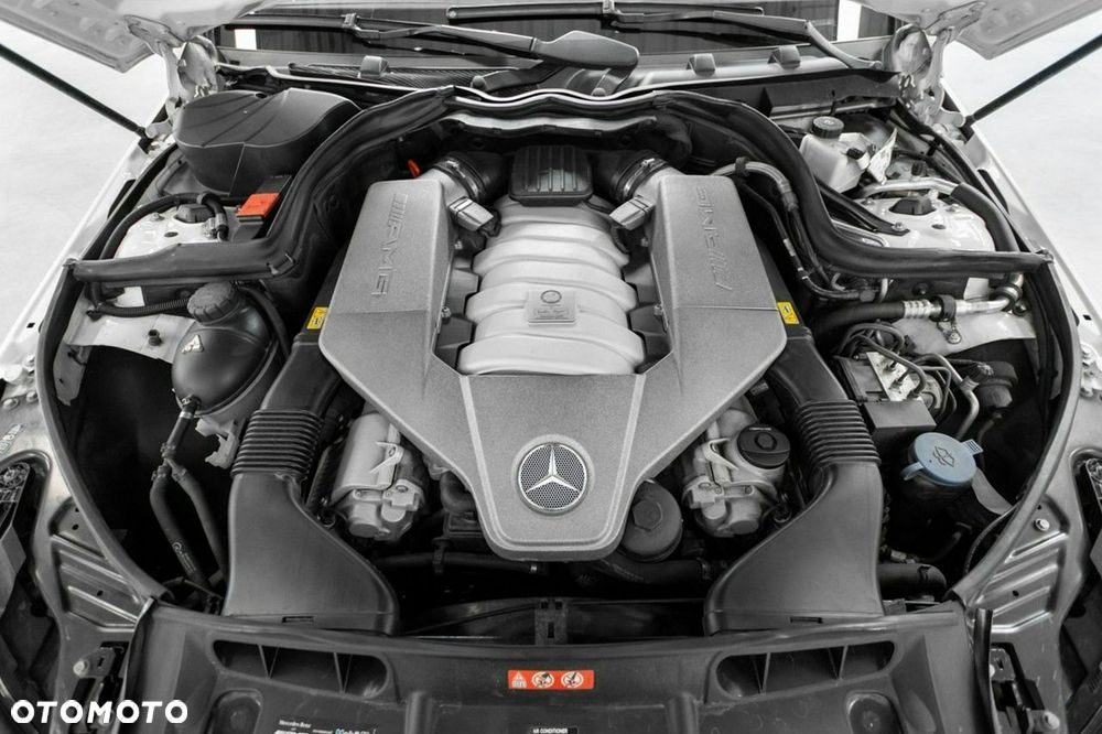 Mercedes-Benz Klasa C 63 AMG AMG SPEEDSHIFT MCT - 14