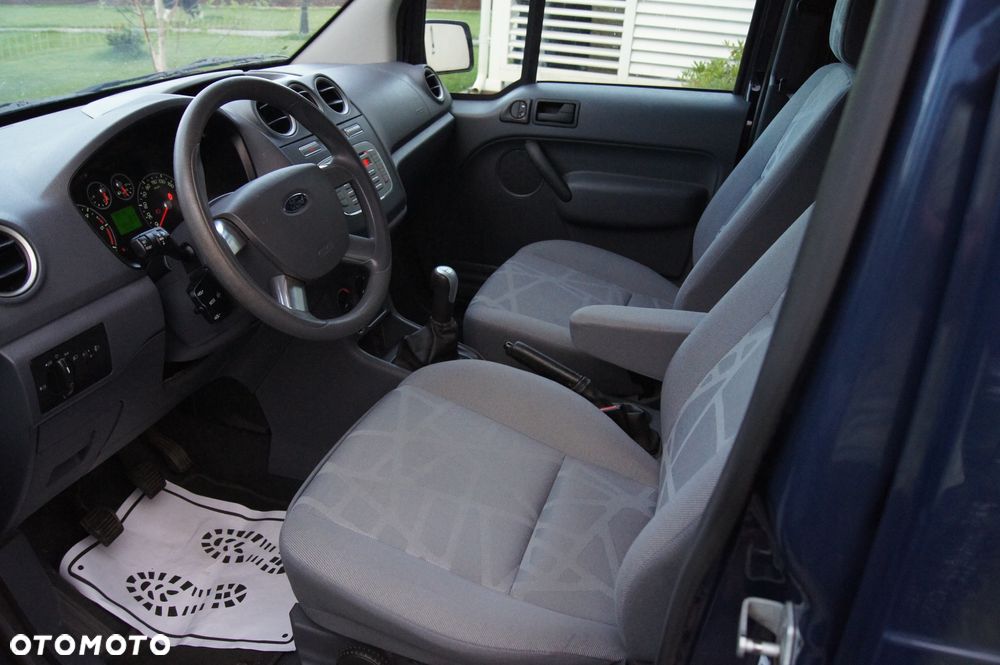 Ford Tourneo Connect - 9
