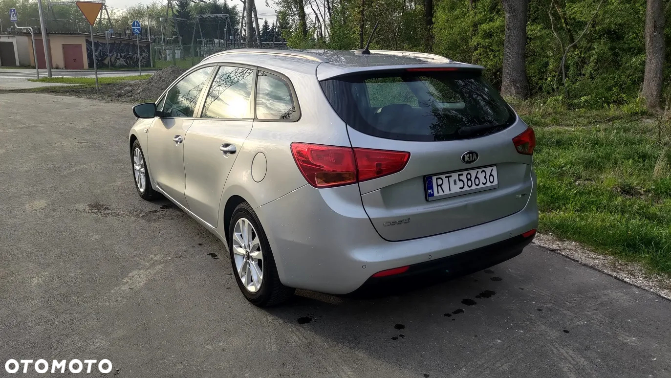 Kia Ceed SW 1.0 T-GDI 120 OPF Vision - 3