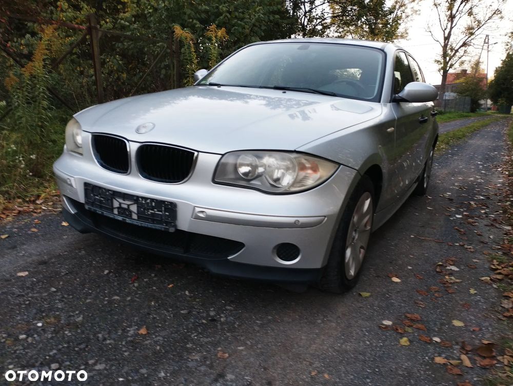 BMW Seria 1 116I 2007 photo 4