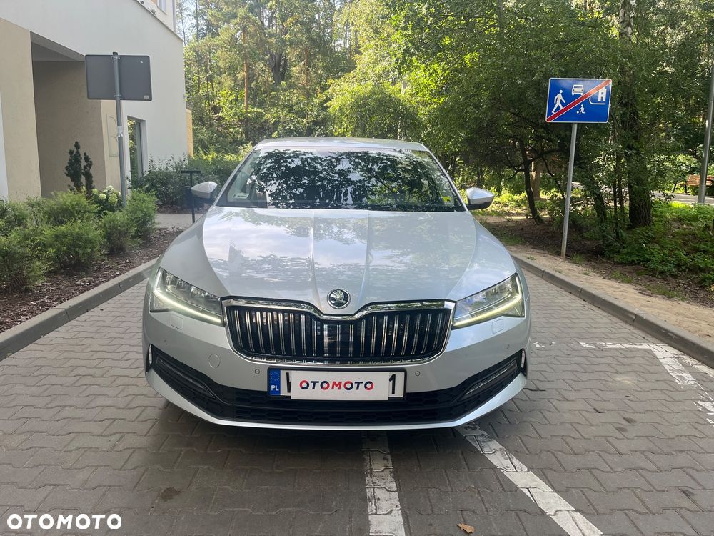 Skoda Superb 2.0 TDI SCR Style DSG - 2