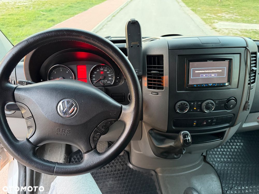 Volkswagen Crafter - 28