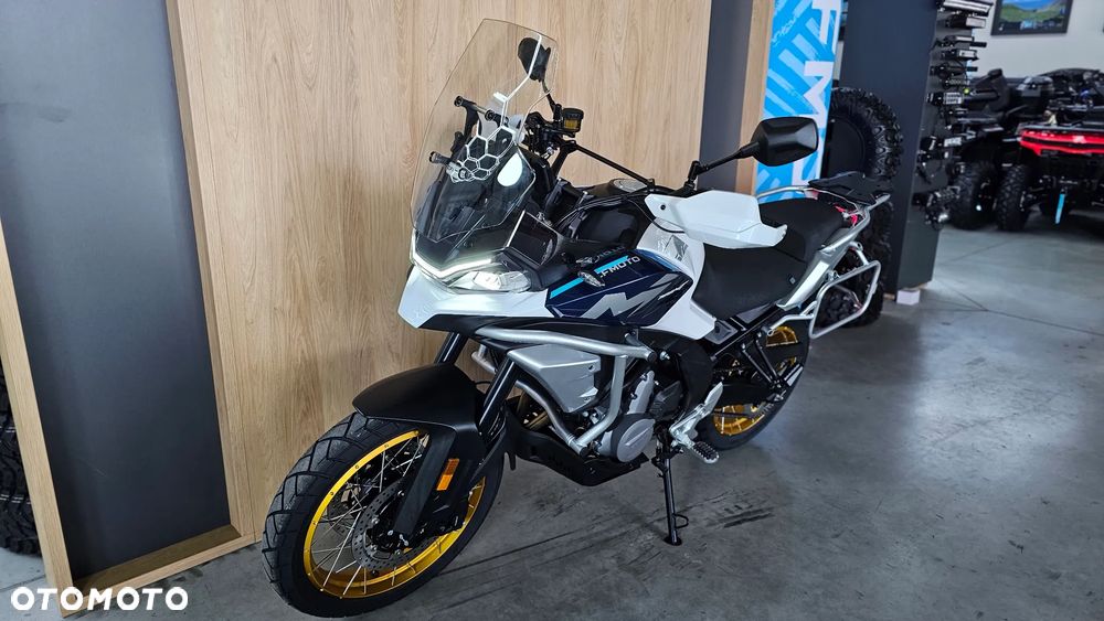 CFMoto 700MT - 1