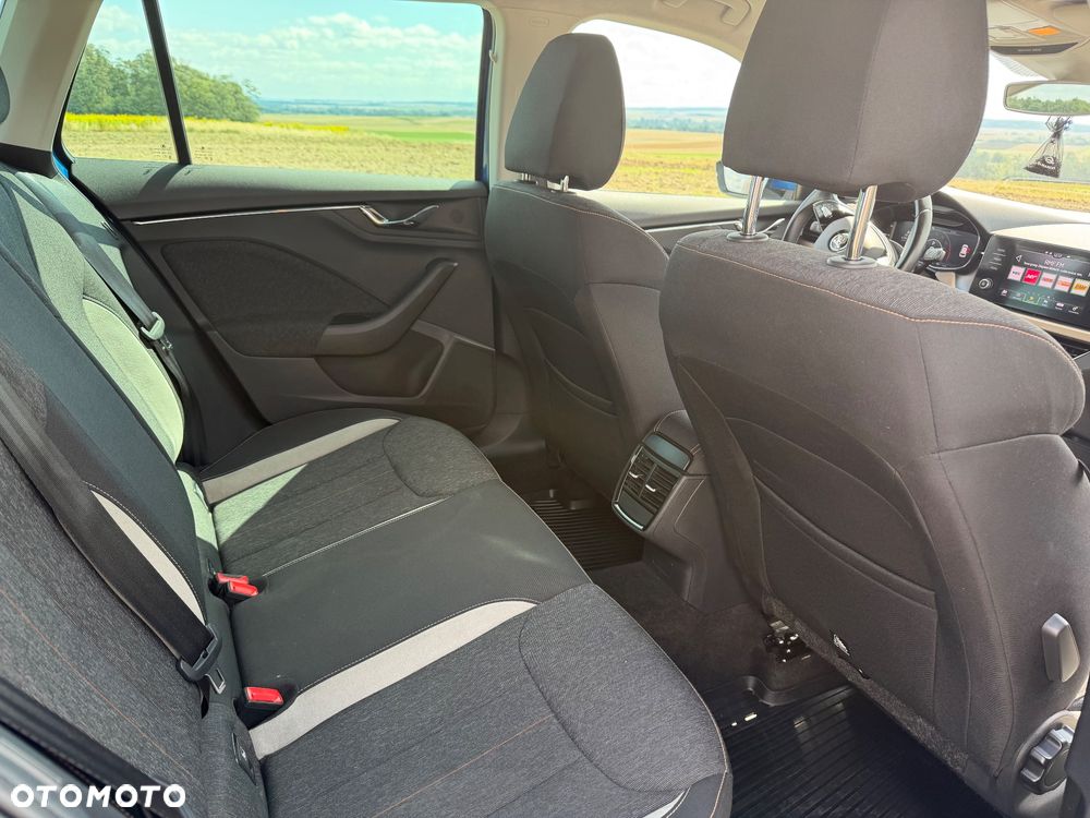 Skoda Kamiq 1.5 TSI Style DSG - 7