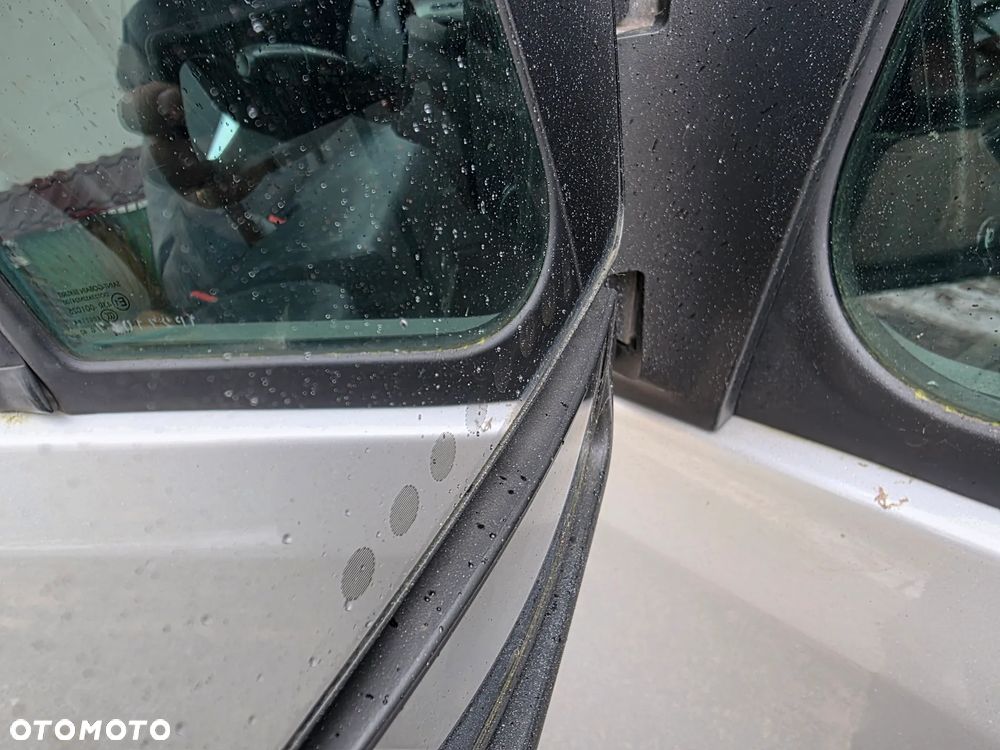 Mercedes-Benz Sprinter - 22