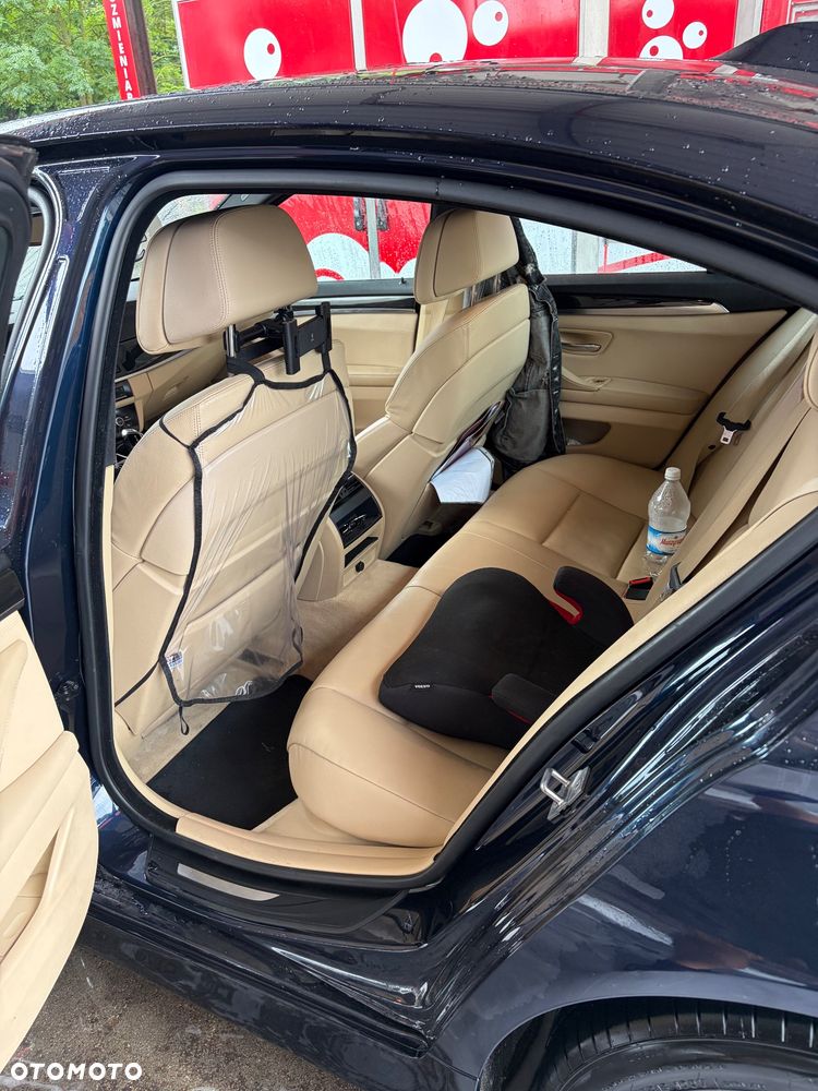 BMW Seria 5 535i Sport-Aut - 17
