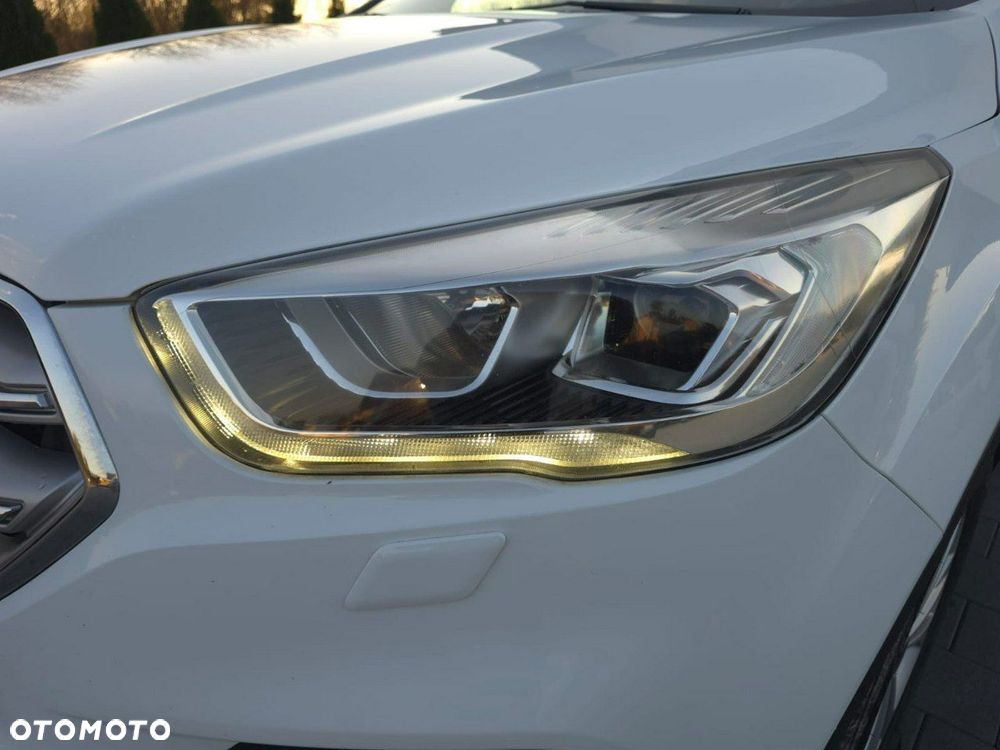 Ford Kuga - 8