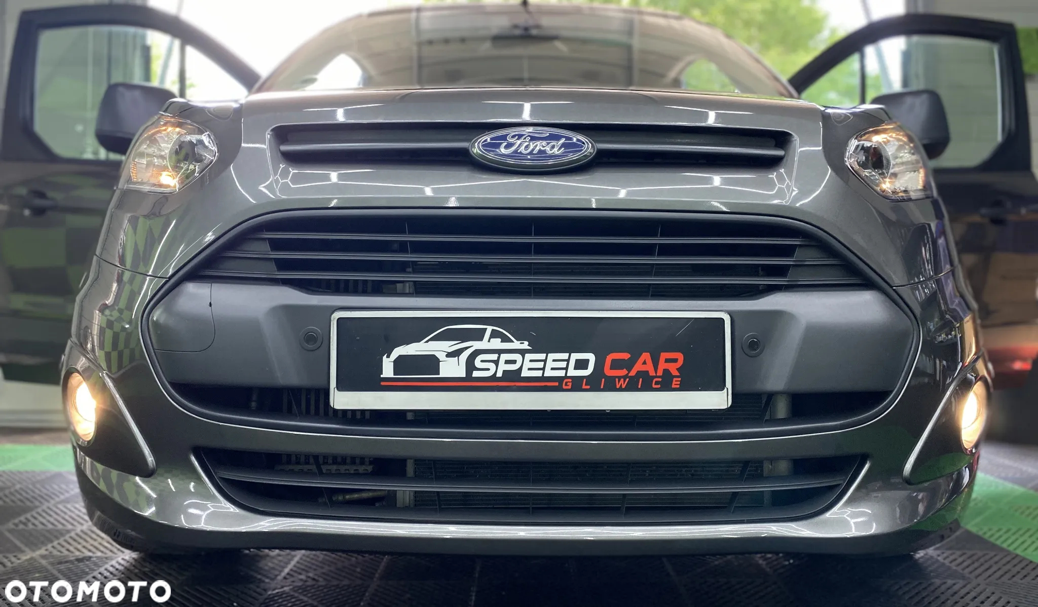 Ford Tourneo Connect 1.5 EcoBlue Start-Stop Trend - 40