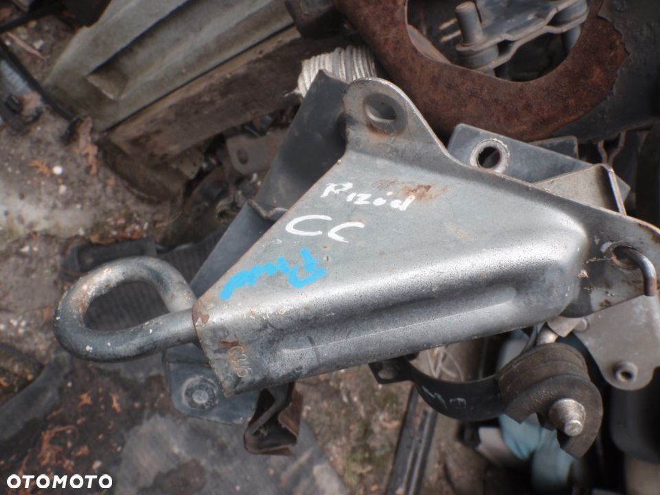 zaczep mocowanie holowania hak oczko fiat seicento bravo brava merea cc cinQuecento