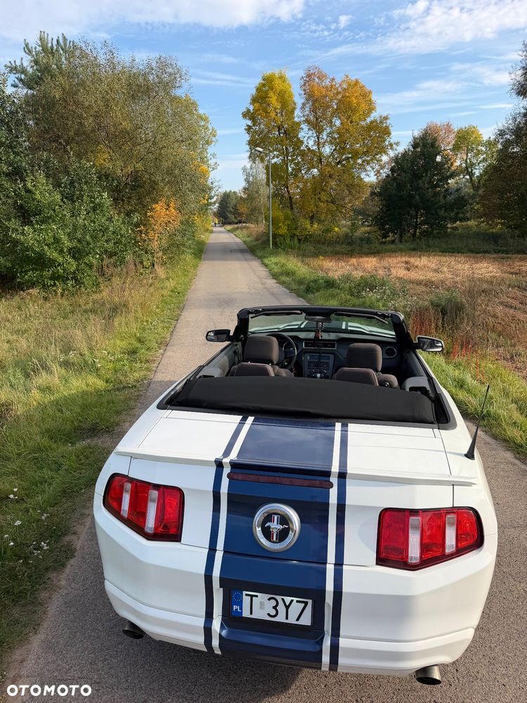 Ford Mustang - 12