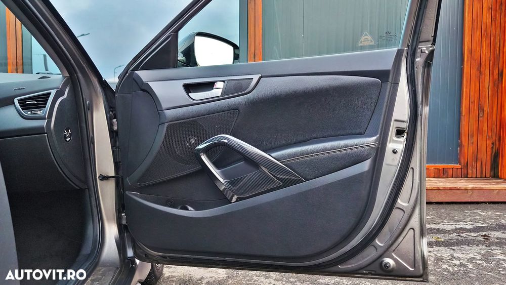 Hyundai Veloster 1.6 Turbo Matt Finish - 18