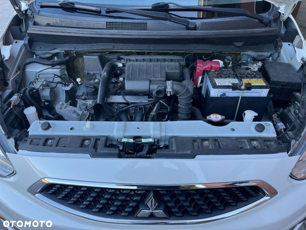 Mitsubishi Space Star 1.2 AS&G Instyle CVT - 22