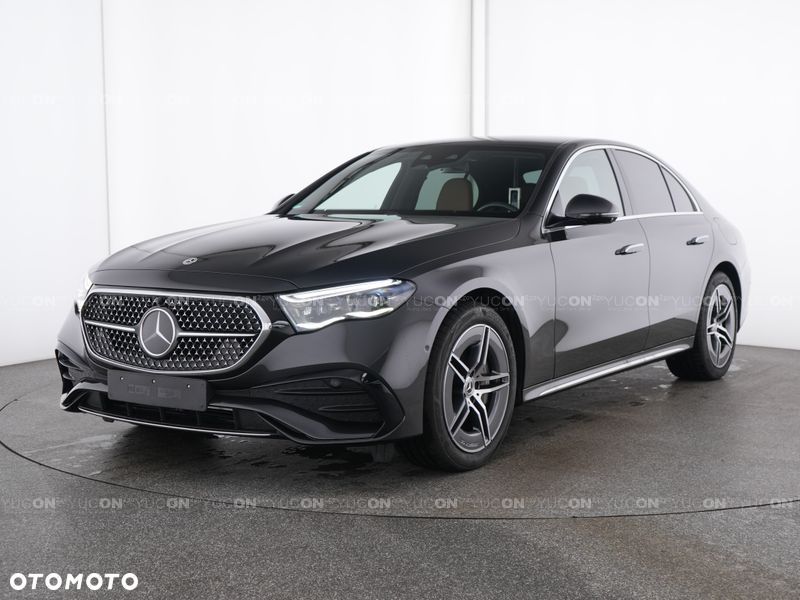 Mercedes-Benz Klasa E 300 de PHEV 4-Matic AMG 9G-Tronic - 3