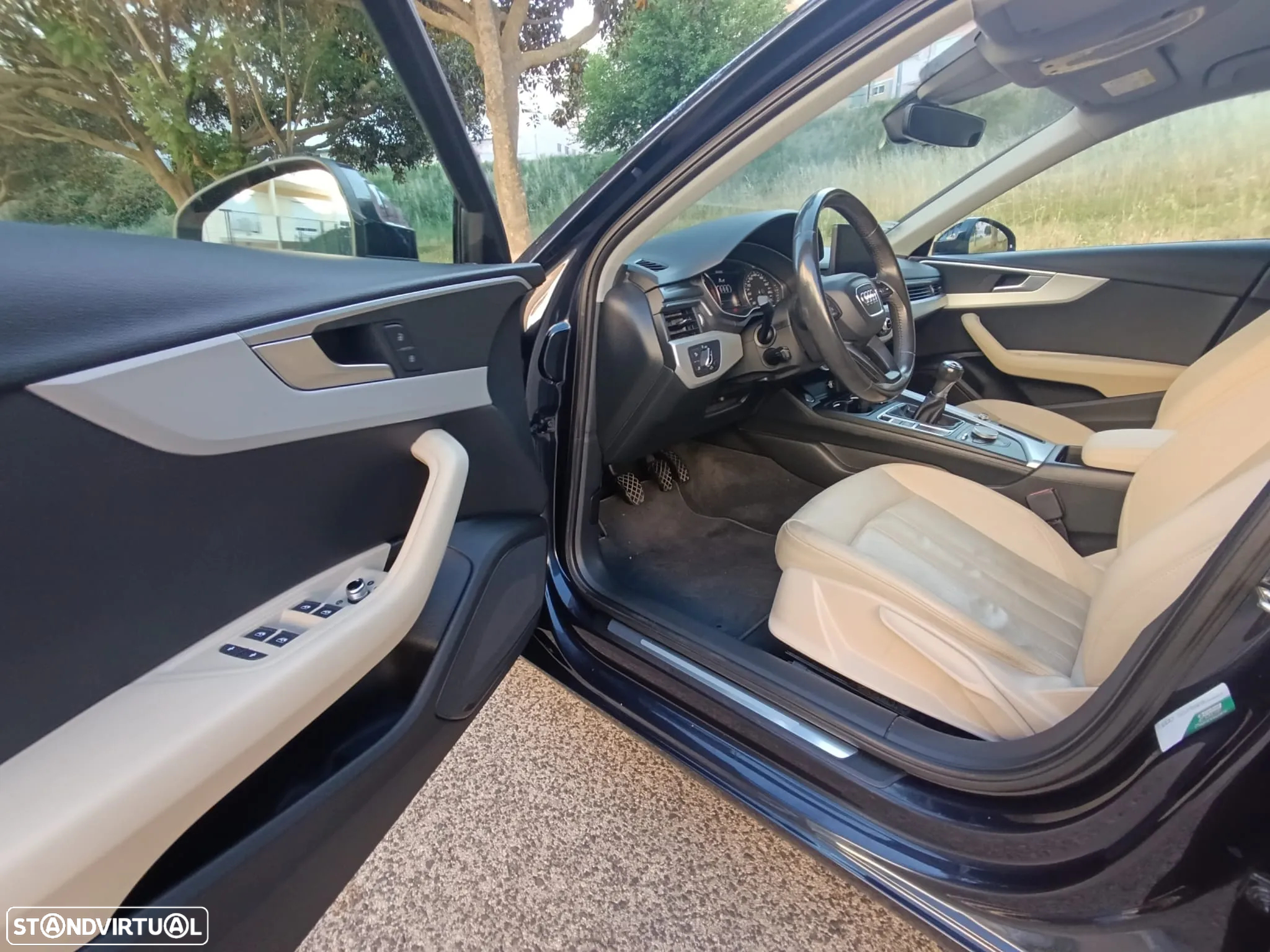 Audi A4 Avant 2.0 TDI exclusive - 14