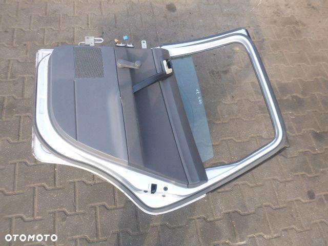 DRZWI PRAWY TYŁ PRAWE TYLNE VOLKSWAGEN POLO 9N KOMPLETNE 01- - 15