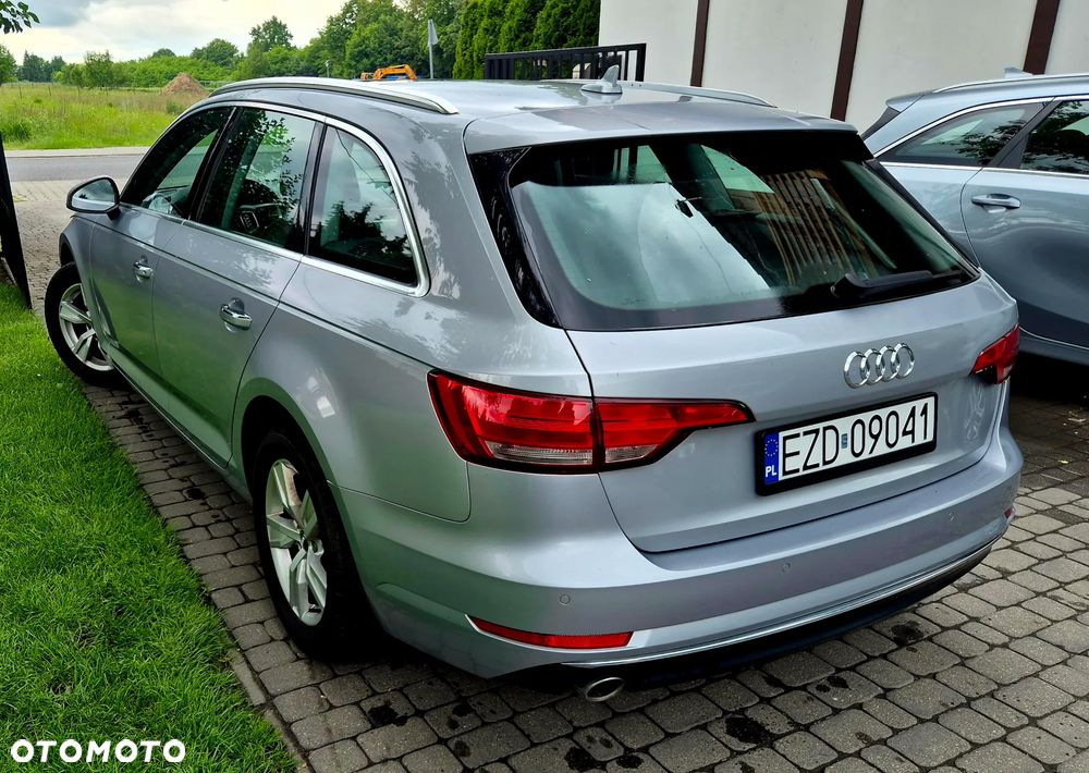 Audi A4 Avant - 22
