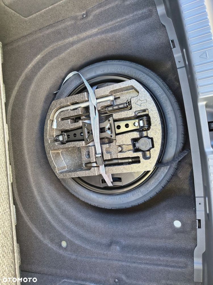 Skoda Superb 2.0 TDI SCR 4x4 L&K DSG - 13