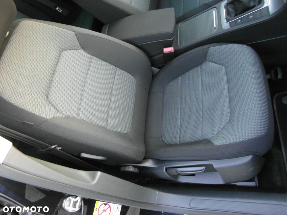 Volkswagen Passat 1.4 TSI BlueMotion Technology Comfortline - 19