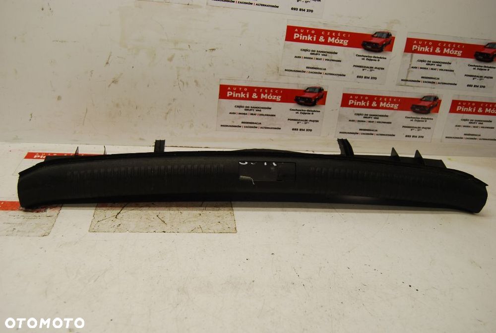 OSŁONA PASA TYLNIEGO 8H0863471 AUDI A4 B6 B7 CABRIO - 2