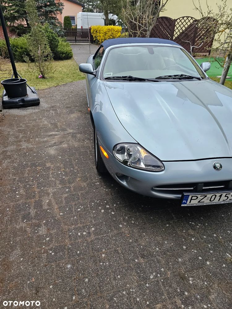 Jaguar XK8 - 4