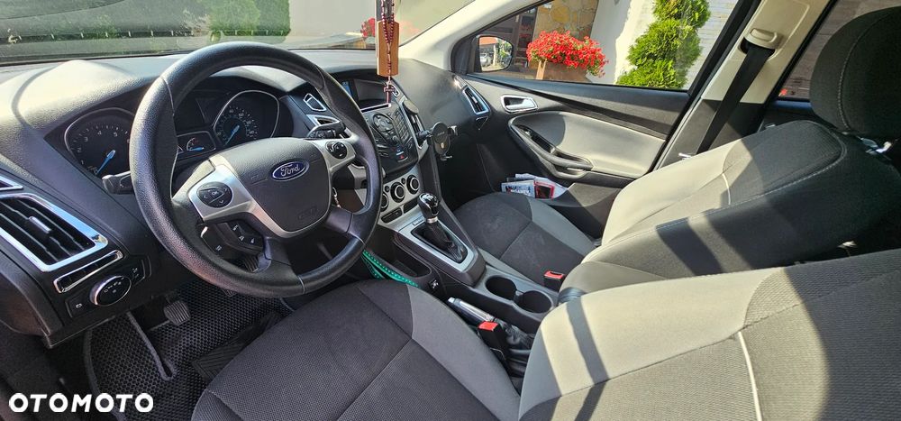 Ford Focus - 22