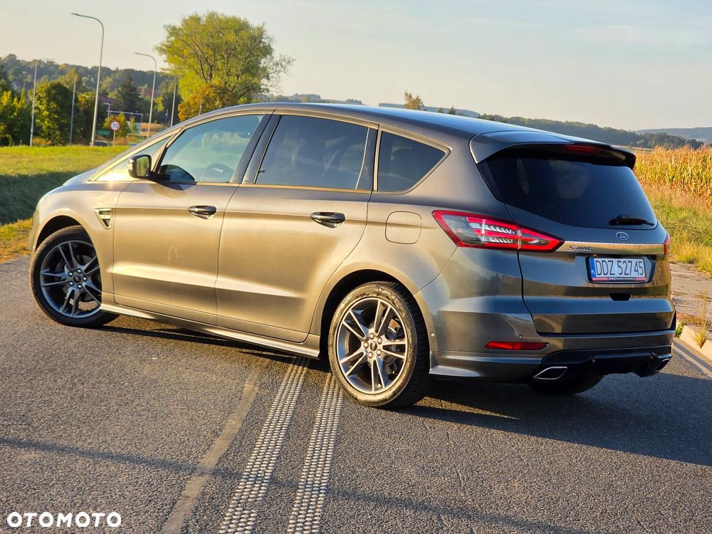 Ford S-Max 2.0 EcoBlue Twin-Turbo ST-Line - 2