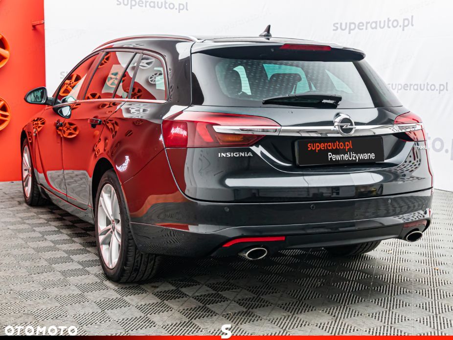 Opel Insignia - 25