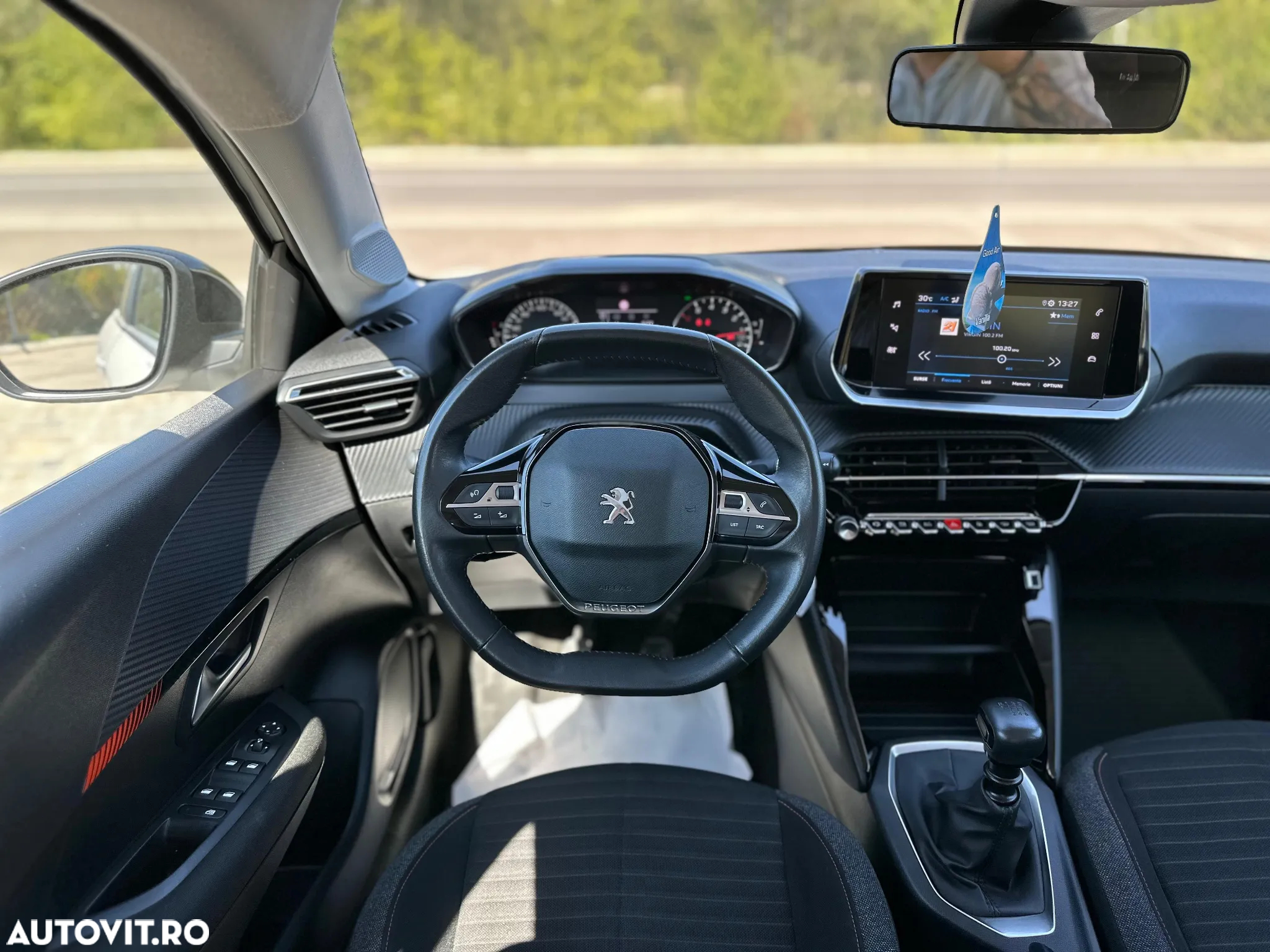 Peugeot 208 1.2 L PureTech STT Active - 14