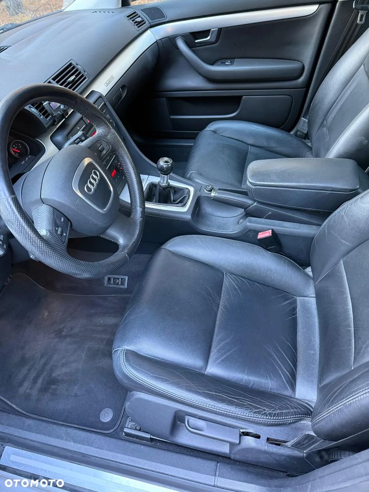 Audi A4 Limousine 1.8 T quattro - 13