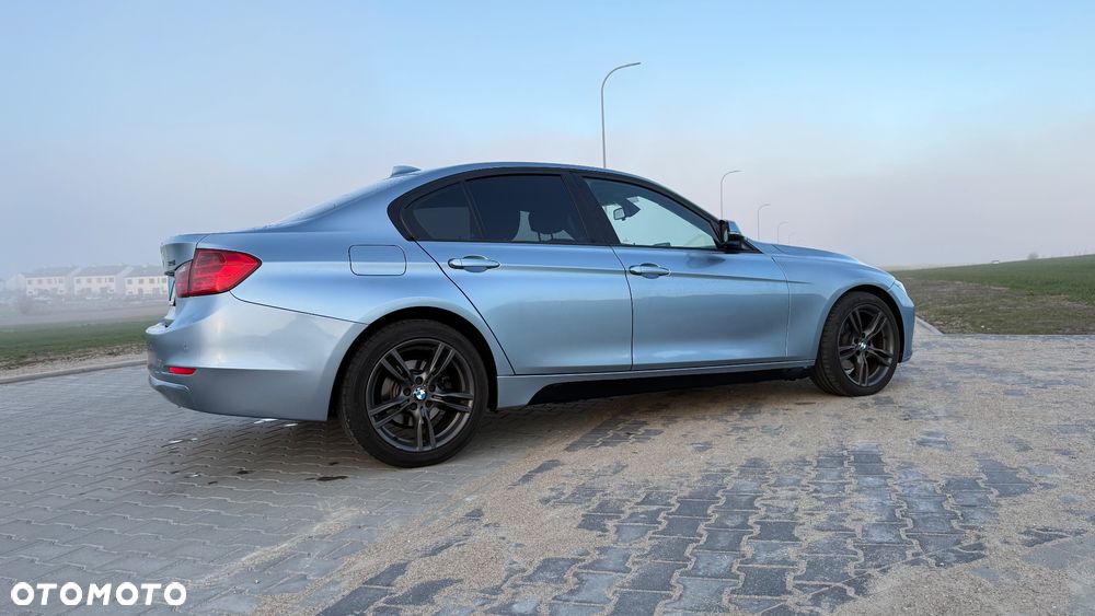 BMW Seria 3 - 20