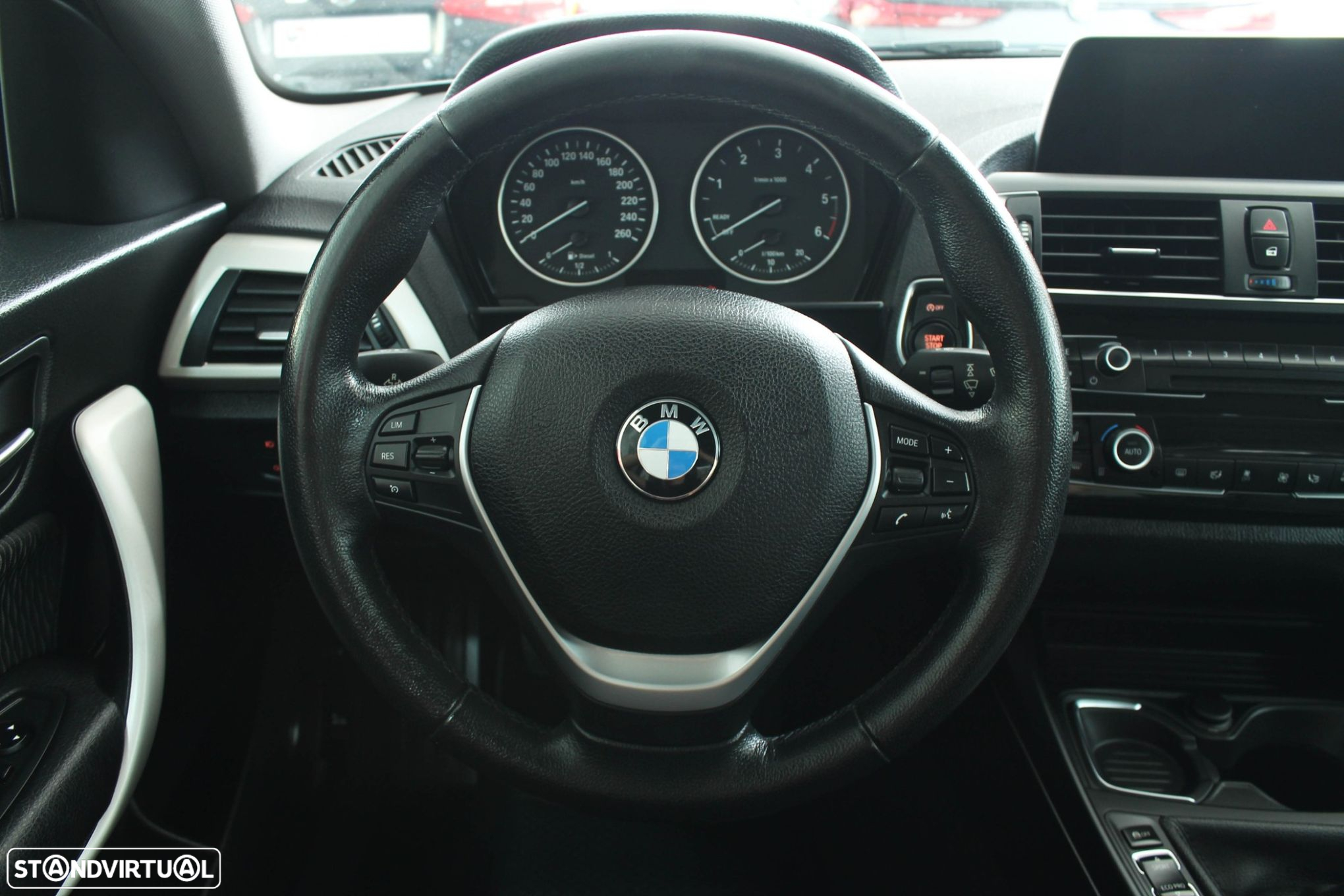 BMW 218 d Coupe - 12