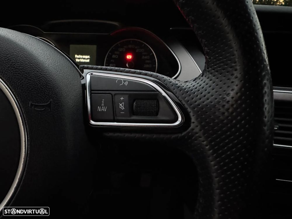 Audi A4 Avant 2.0 TDI S-line - 36