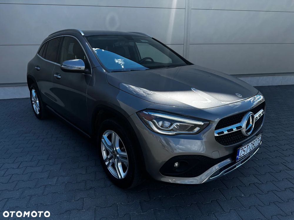 Mercedes-Benz GLA 250 8G-DCT - 3