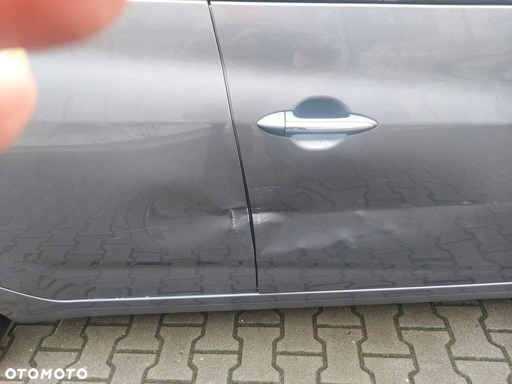 Hyundai ix20 1.6 CRDi UEFA EURO 2012 Edition - 7