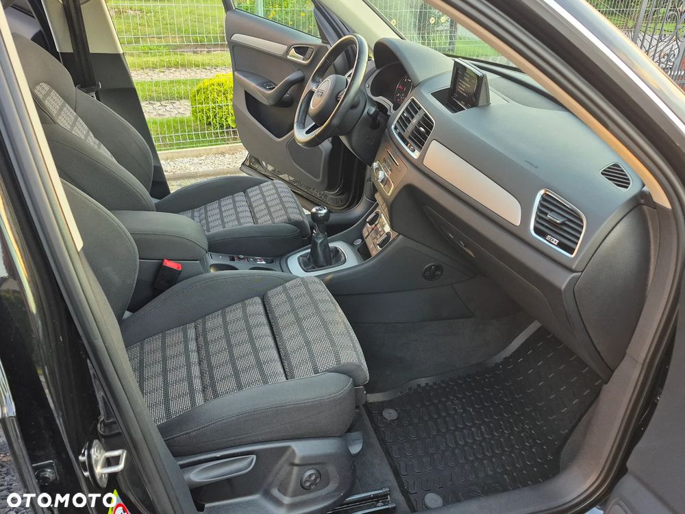 Audi Q3 2.0 TDI sport - 10