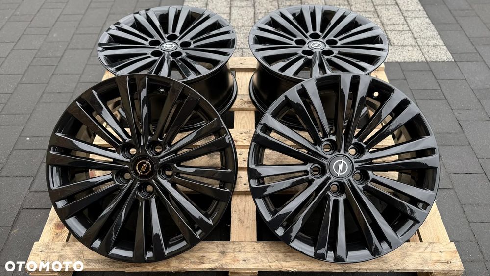 Alufelgi R18 5x120 ET42 8J VW Transporter T5 Opel Insignia Koła - 1