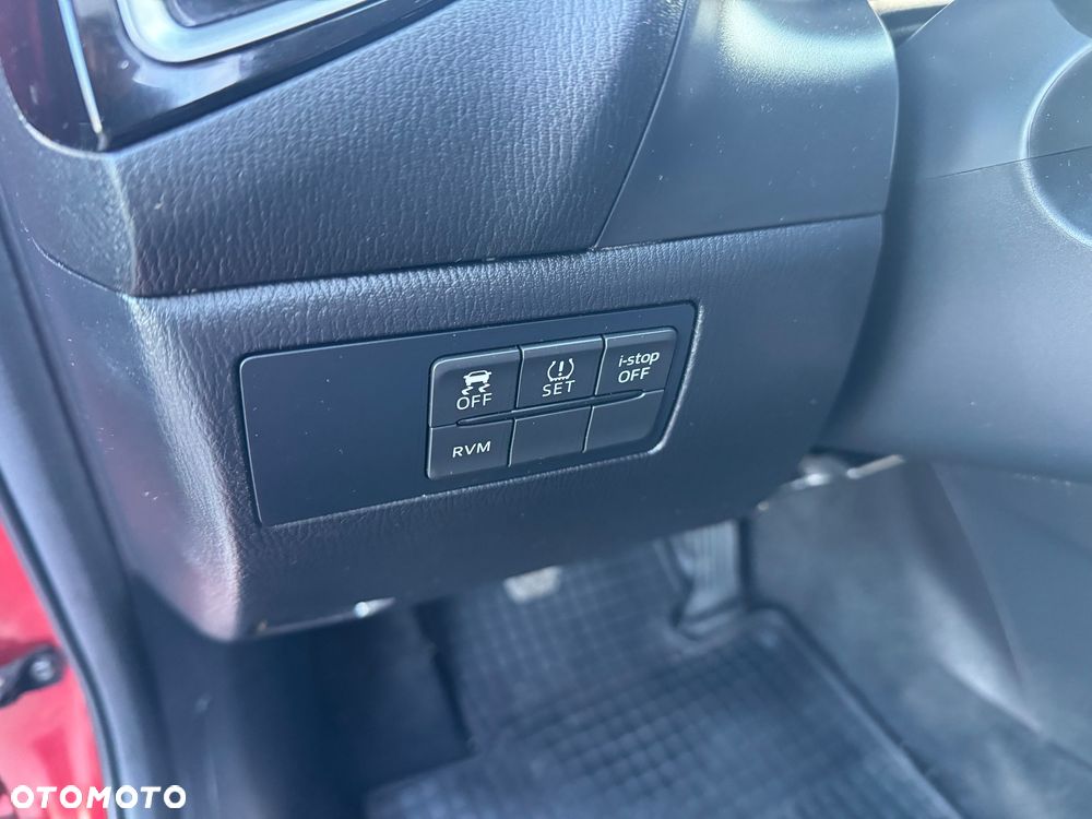 Mazda 3 SKYACTIV-G 120 NAKAMA - 24