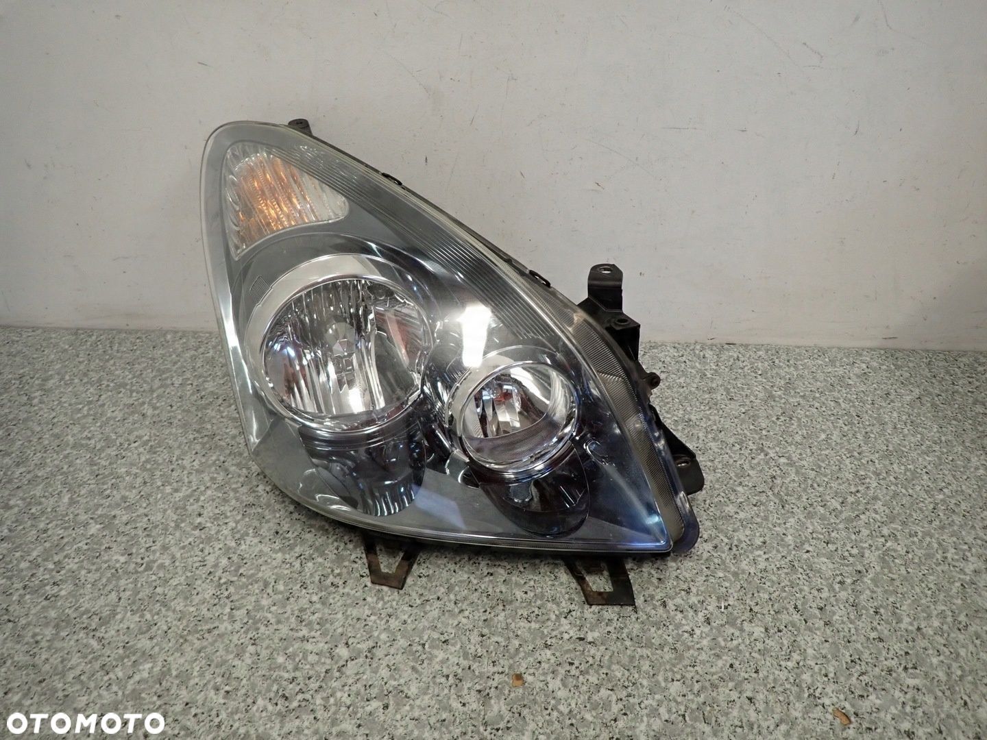 TOYOTA COROLLA VERSO 07- LAMPA PRZEDNIA PRAWA REFLEKTOR PRAWY D-CAT - 1