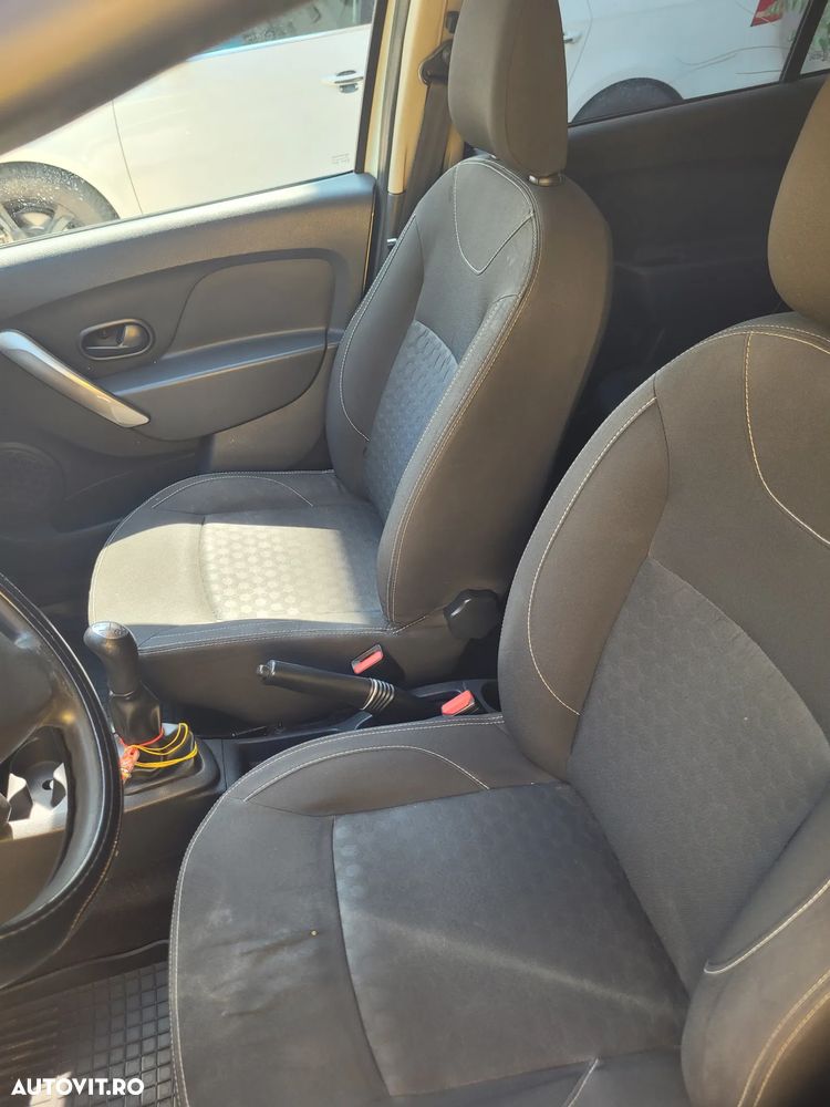 Dacia Logan 1.2 - 5