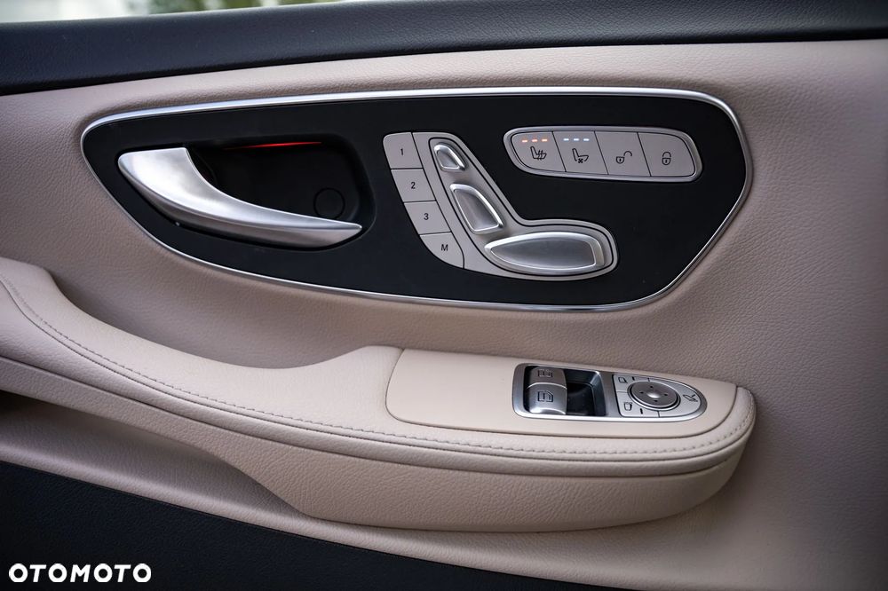 Mercedes-Benz Klasa V 300 d 4-Matic 9G-Tronic Avantgarde (długi) - 21