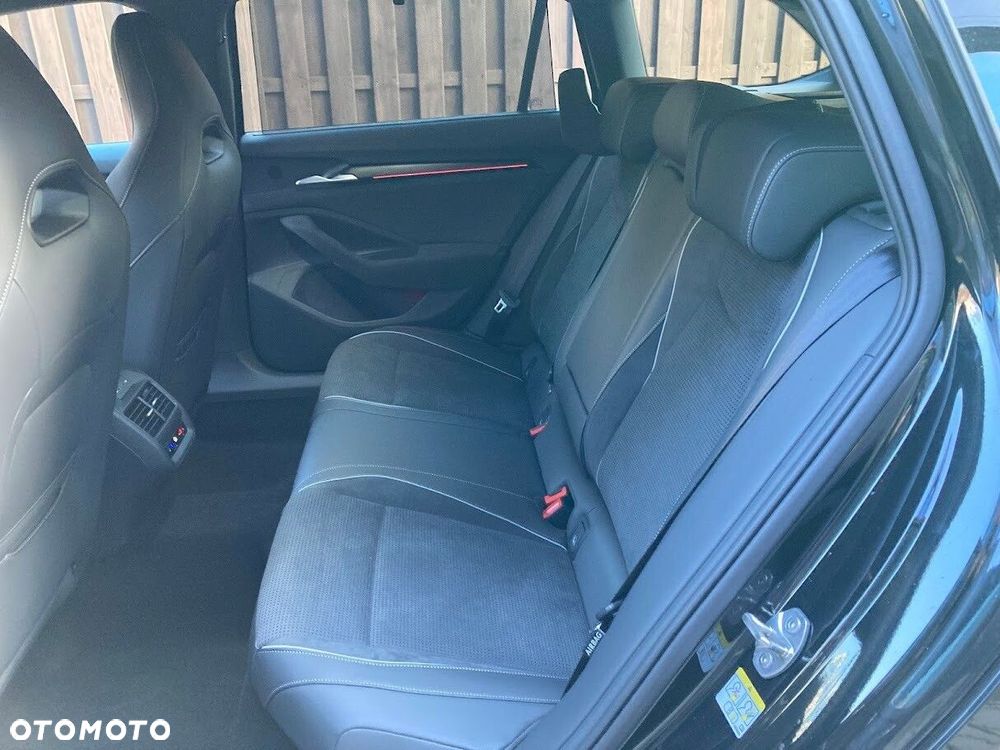 Skoda Superb 2.0 TDI SCR 4x4 Sportline DSG - 10